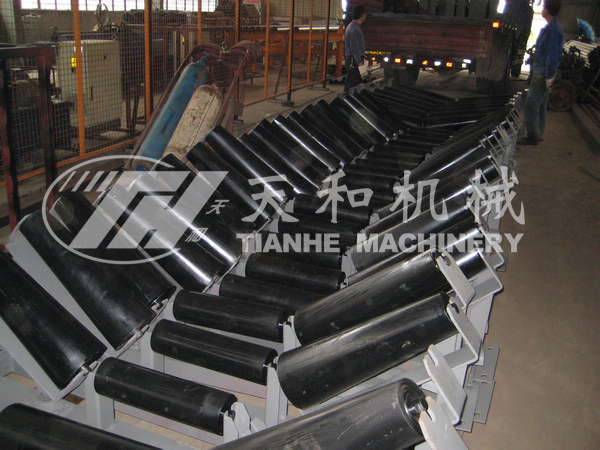 錐形(xíng)上調心托(tuō)輥組 DTII型